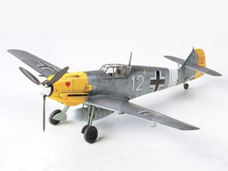Tamiya Aircraft Models 1/72 Scale #55 German Fighter Messerschmitt Bf109 E-4/7 Trop
Tamiya Aircraft Models 1/72 Scale #55 German Fighter Messerschmitt Bf109 E-4/7 Trop