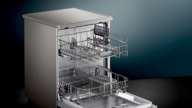 Siemens 12 Place Settings Freestanding Dishwasher, SN25D800GC, Silver