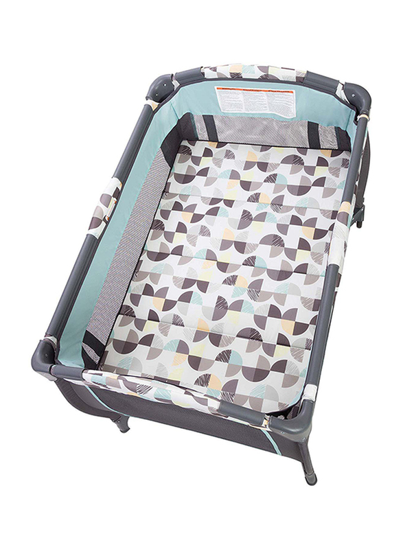 Baby Trend Trend-E Nursery Center Play Yard with Bassinet, Doodle, Green/Black