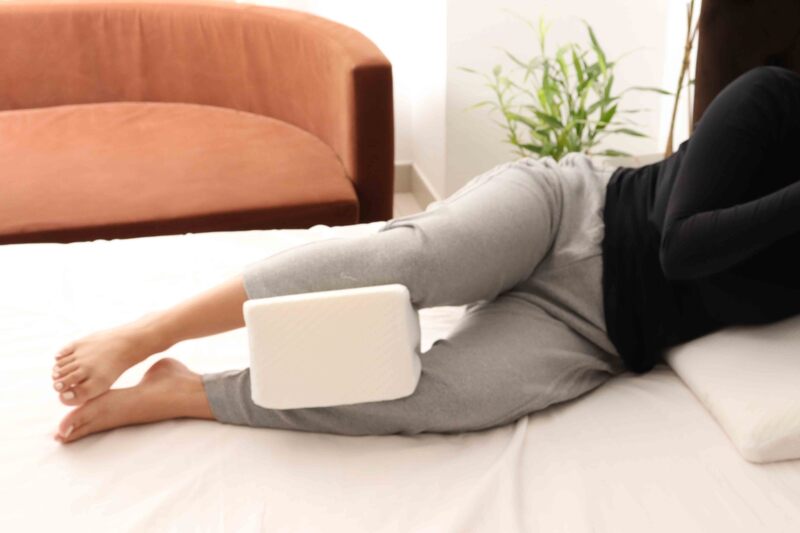 Moon Leg Support Pillow, White