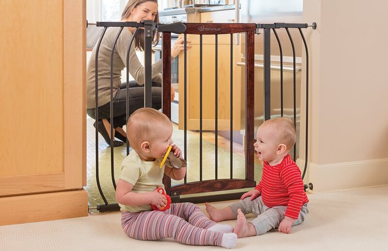 Summer Infant Anywhere Decorative Walk-Thru Gate, Grey/ Brown