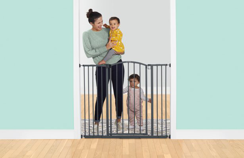 Summer Infant Extra Tall & Wide Arch Safety Gate, Black