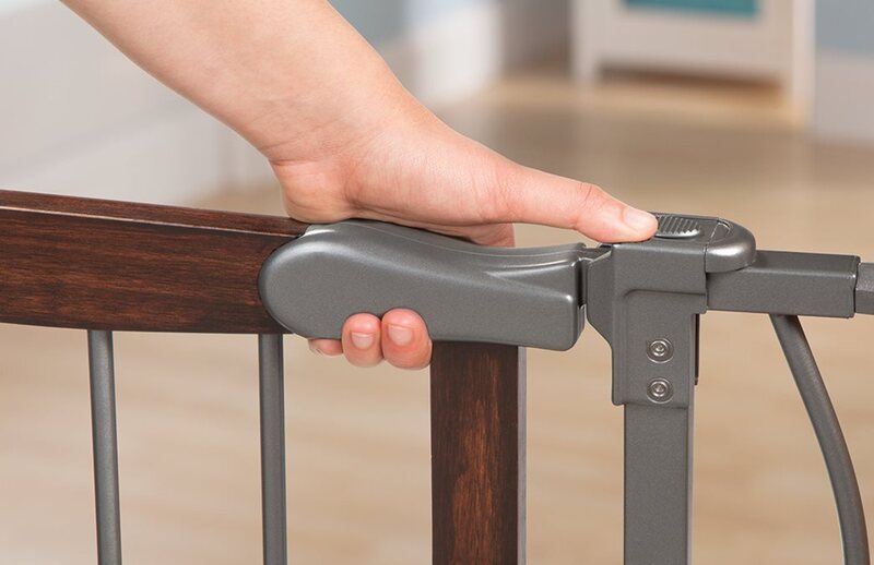 Summer Infant Anywhere Decorative Walk-Thru Gate, Grey/ Brown