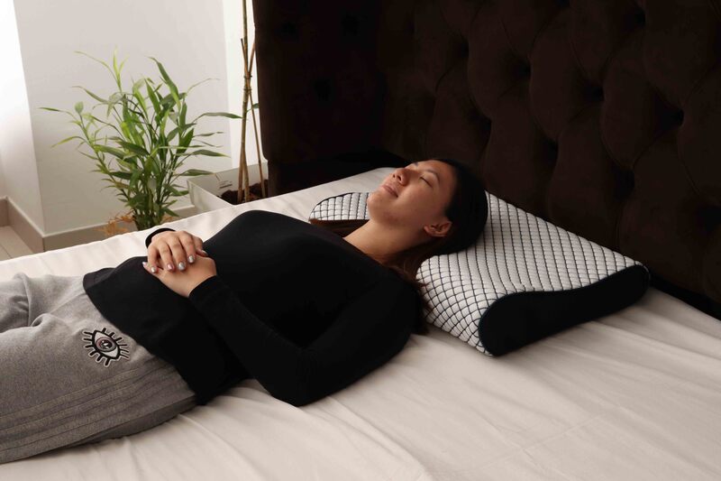 Moon Medical Orthopedic Contour Cooling Gel Pillow, Blue/White