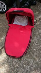 Quinny Foldable Baby Carrycot, Red Rumour