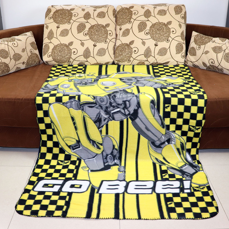 Hasbro Transformers Polar Fleece Lightweight Warm Blanket, 100 x 150cm, Yellow