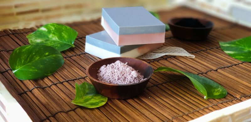 Foqa3aat Charcoal & Kaolin Clay Soap Bar, 110 gm