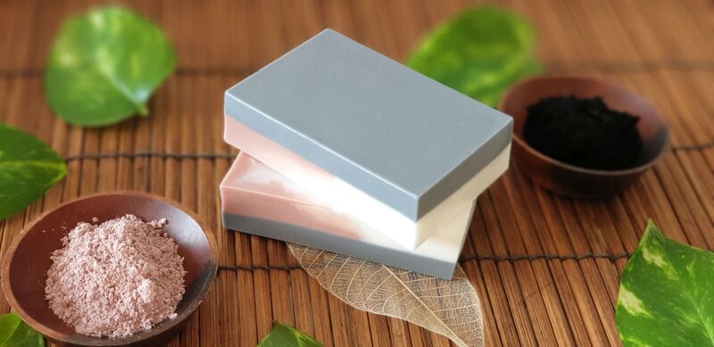Foqa3aat Charcoal & Kaolin Clay Soap Bar, 110 gm