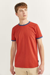 Springfield Short Sleeve Contrast Collar T-Shirt for Men, Large, Red