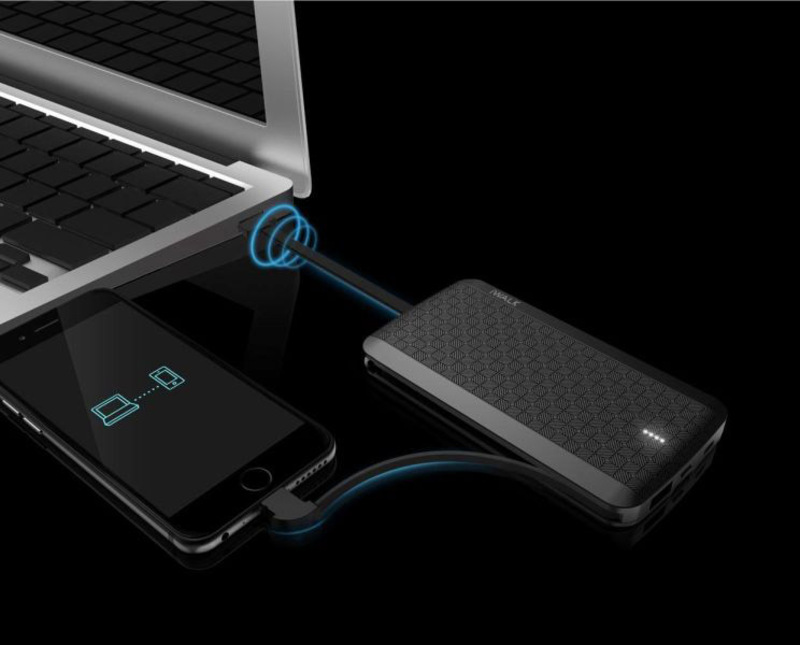 Iwalk 8000mAh Scorpion Ultra Slim Fast Charging Portable Power Bank, with Micro-USB Input, with Built-in Lightning/Micro USB/USB A Cable, T08-001A, Black
