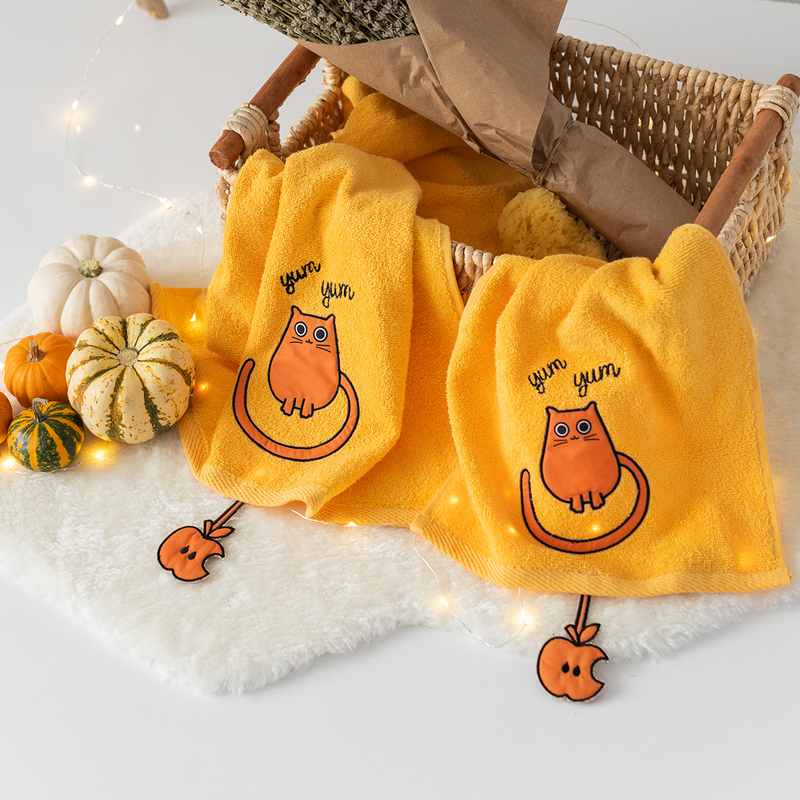 Milk & Moo 2-Pieces Tombish Cat Baby Towels Set, Orange/Brown
