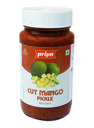 Priya Cut Mango Pickle in Oil with Garlic, 300g