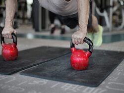 Marshal Fitness Neoprene Kettlebell with Firm Grip Handle, 10Kg, MF-0051, Black/Red