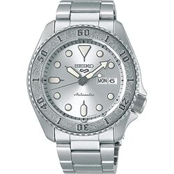 Seiko Analog Watch for Men with Stainless Steel Band, SRPE71K1, Silver-Silver
