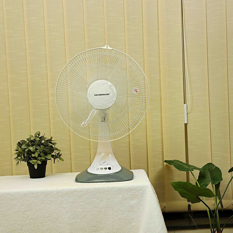 Olsenmark 16-inch Table Fan, 60W, OMF1699, Grey/White