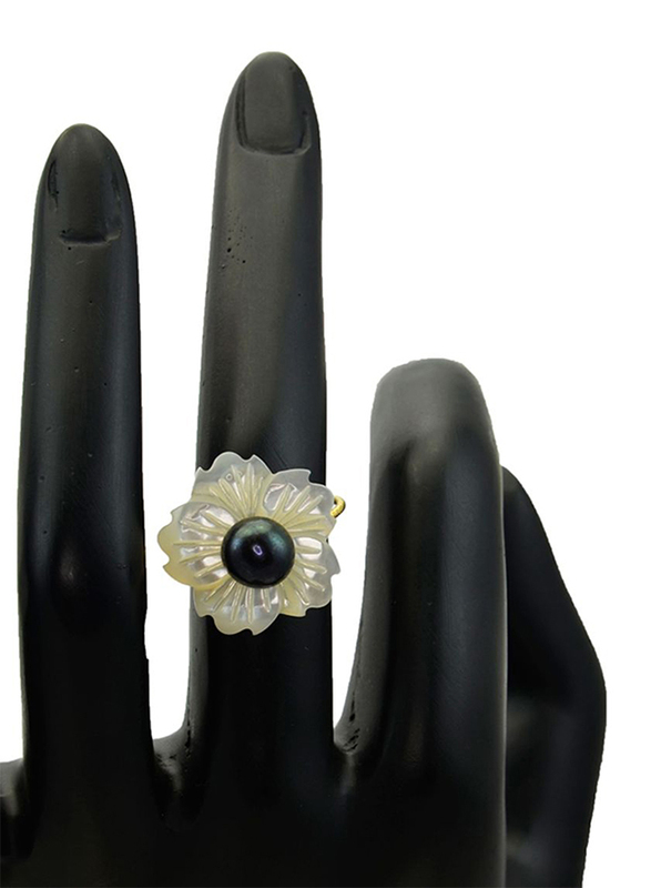 Vera Perla 18k Solid Yellow Gold Fashion Ring for Women, with 19mm Flower Shape Mother of Pearl and 6-7mm Pearl Stone, White/Gold/Black, US 6