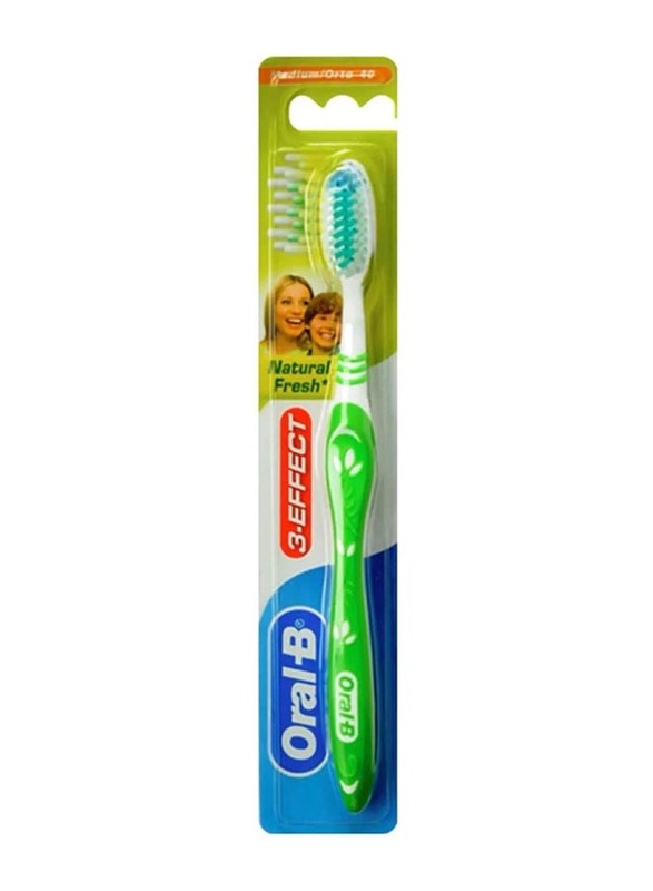 

Oral B 123 Fresh Toothbrush, White/Green, 40 Medium