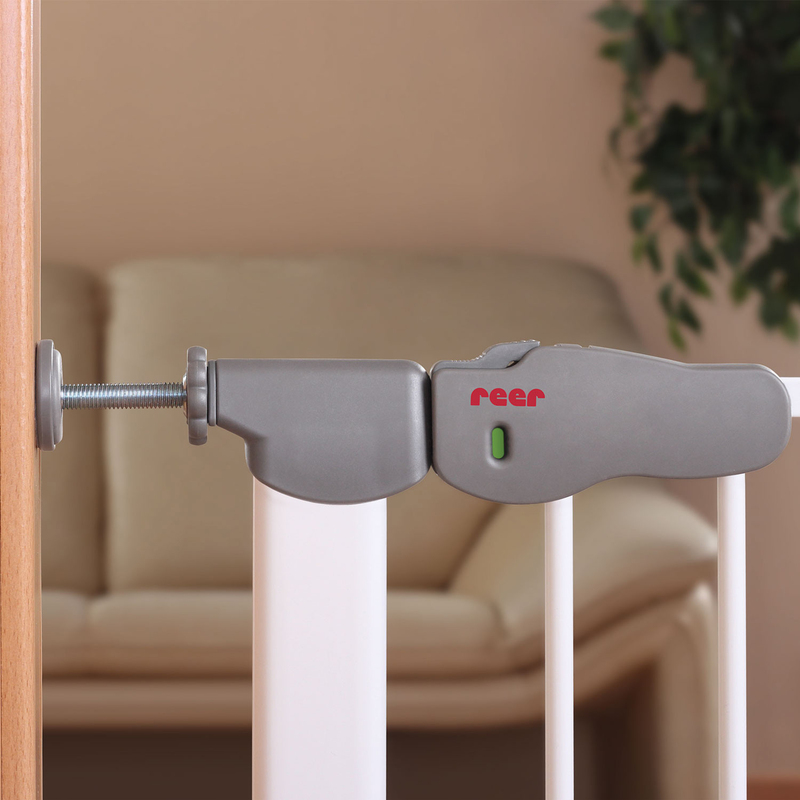 Reer I-Gate Pressure-Mounted Auto-Close Baby Metal Safety Gate, White