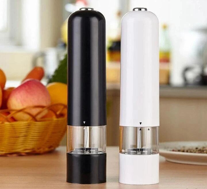 

Unbranded Electric Salt and Pepper Grinder, 1 Piece, Black/White