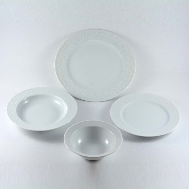 

Danube Home 24-Piece Kutahya Inci Dinner Set, KP-IN24Y200, White