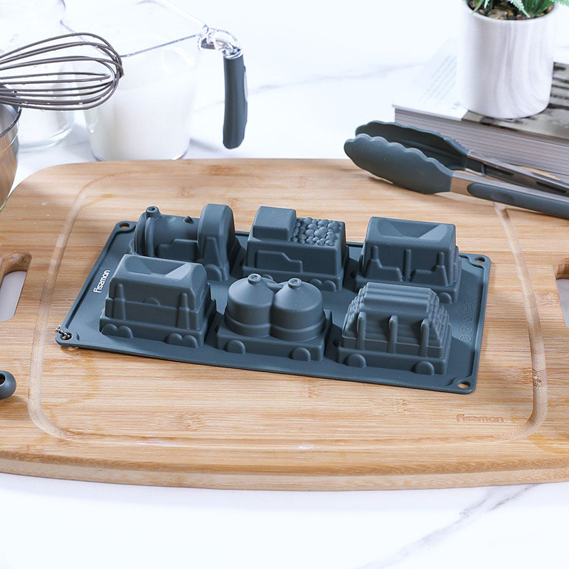 Danube Home Bake Magic 6 Cups Cake Silicone Mould, 16555, Grey
