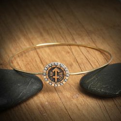 BiggDesign Sagittarius Sterling Silver Bangle Bracelet with Cubic Zirconia for Women, Gold