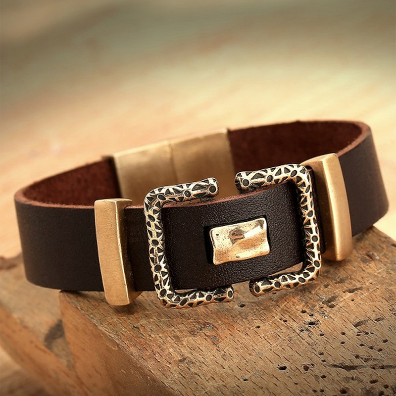 BiggDesign Kings Belt Leather Wrist Band Bracelet for Men, Brown