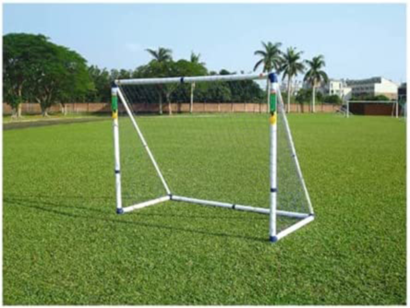 

Ultimax Sports Score Soccer Set Game Outdoor, White